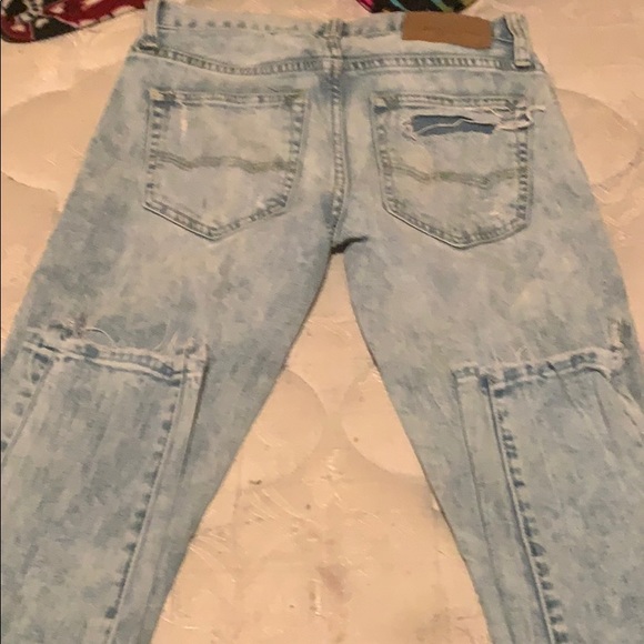 Ripped jeans - Picture 2 of 2